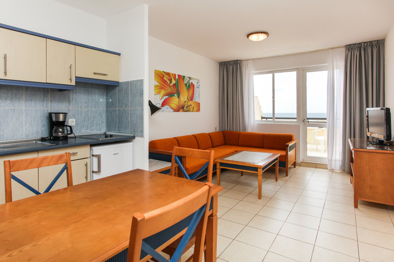 Apartamentos LIVVO Palm Garden 4