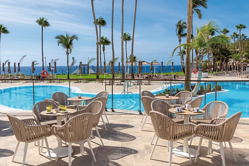 TUI BLUE Riu Calypso 8