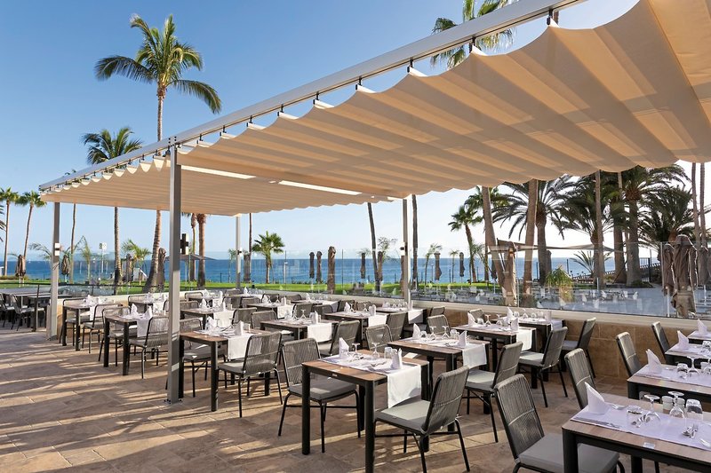 TUI BLUE Riu Calypso 14