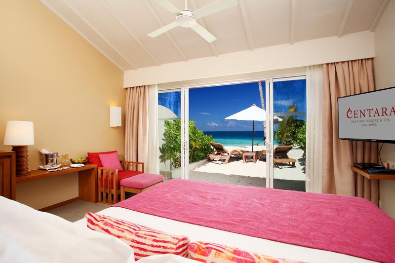 Centara Ras Fushi Resort & Spa Maldives 29