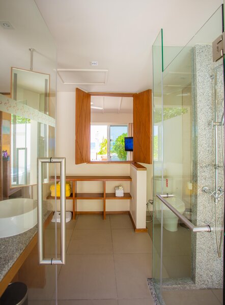 Centara Ras Fushi Resort & Spa Maldives 30