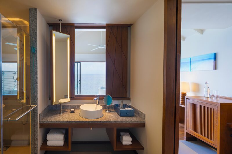 Centara Ras Fushi Resort & Spa Maldives 73