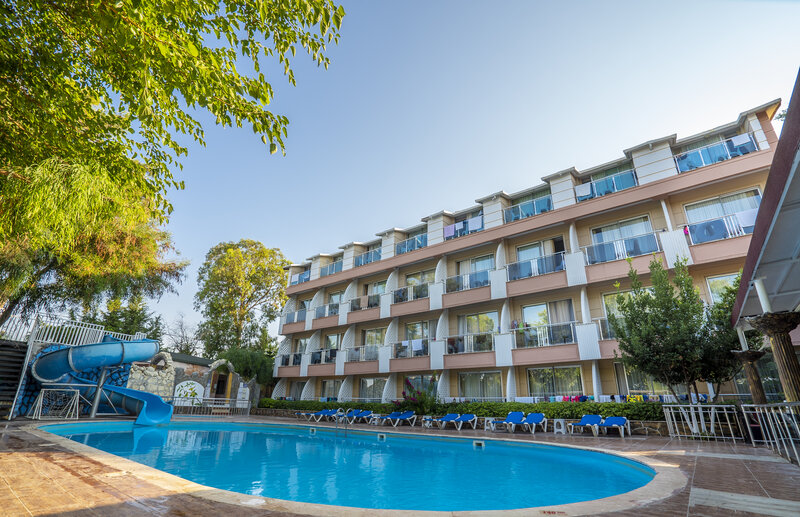 Aperion Beach Hotel 1