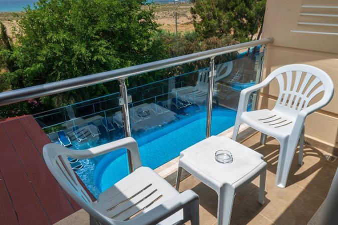 Aperion Beach Hotel 22