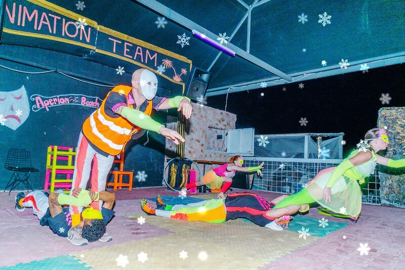 Aperion Beach Hotel 25