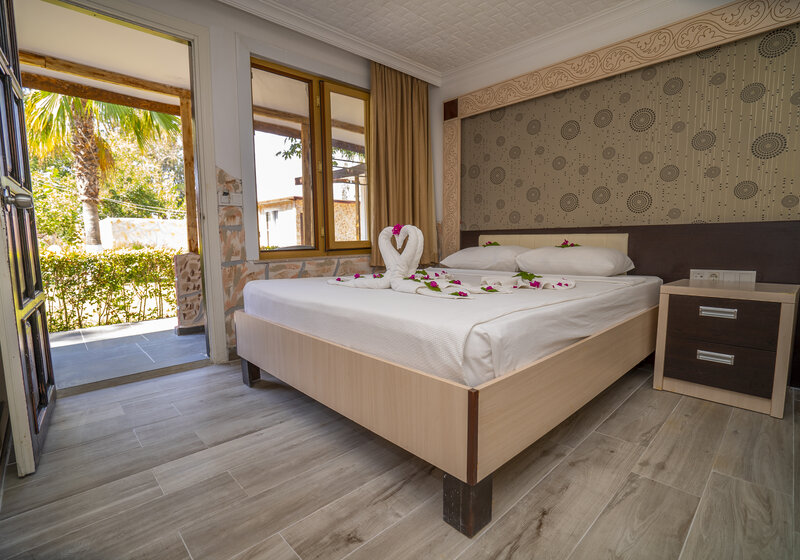 Aperion Beach Hotel 19