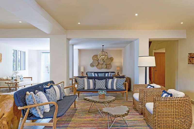 Waves Hotel & Spa by Elegant Hotels 18