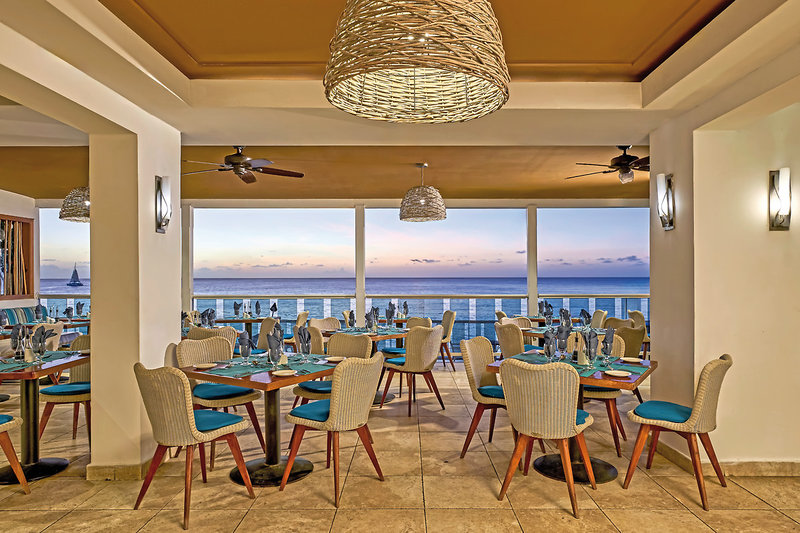 Waves Hotel & Spa by Elegant Hotels 22