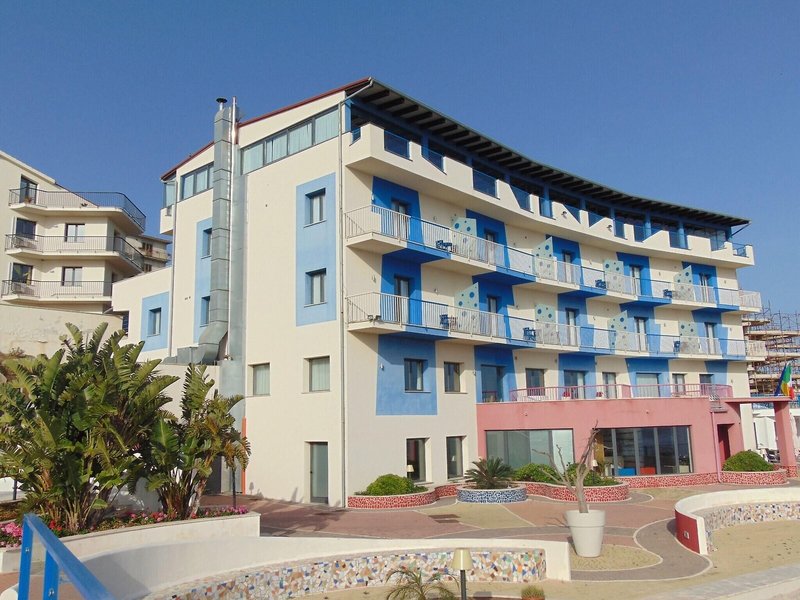 Tus Hotel 2