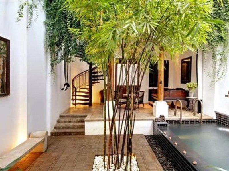 The Siam 17