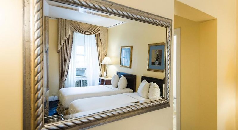 3 West Club 4 - Room Example