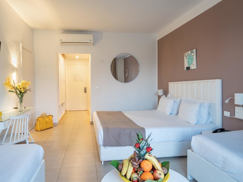 COOEE Hotel President 27