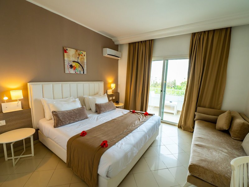 COOEE Hotel President 28