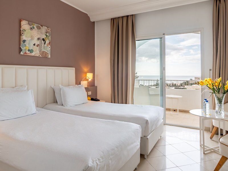 COOEE Hotel President 45