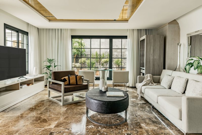 Red Level at Gran Melia Palacio de Isora 4