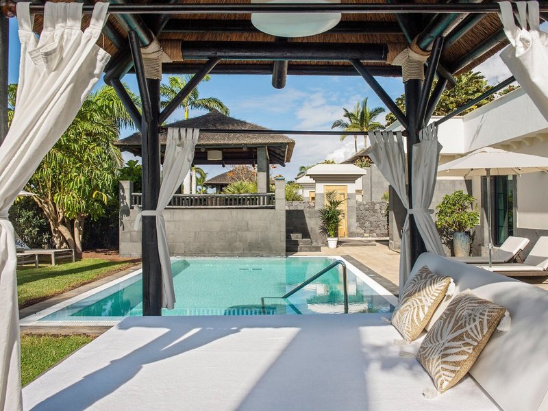 Red Level at Gran Melia Palacio de Isora 38 - Room Example