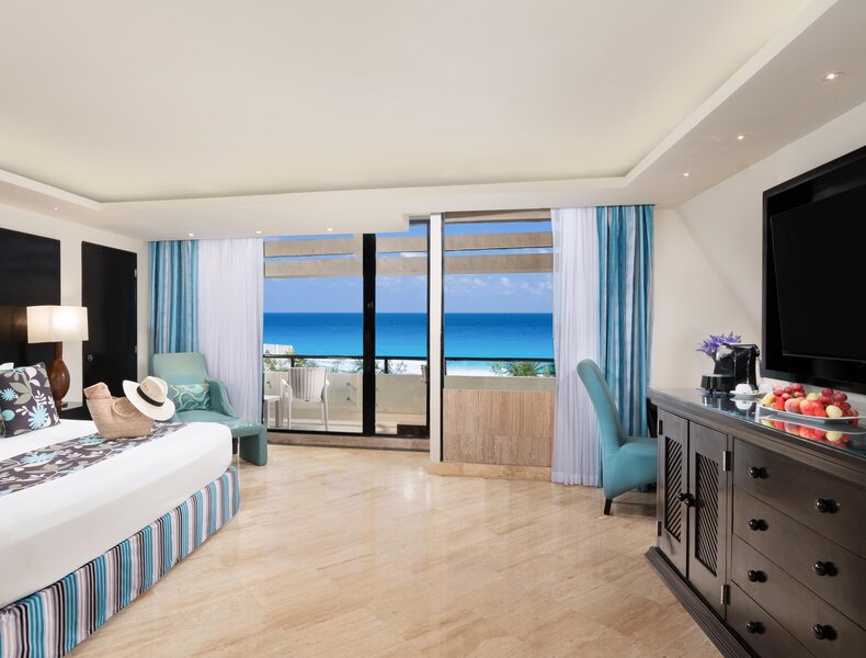 The Pyramid Cancun 25