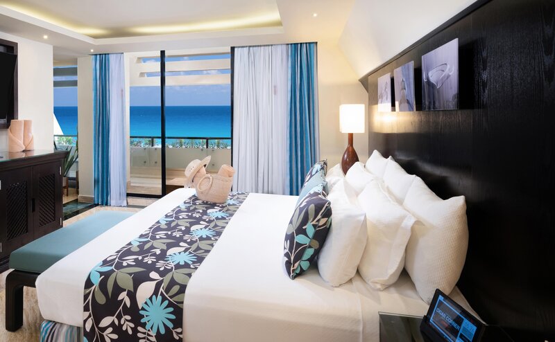 The Pyramid Cancun 47