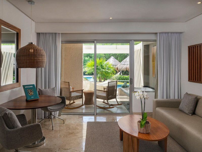 Paradisus La Perla 38 - Room Example