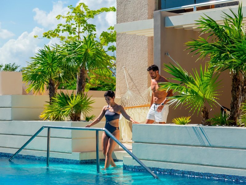 Paradisus La Perla 40 - Room Example