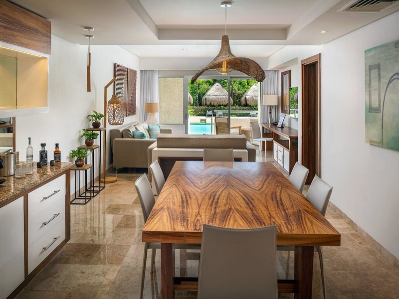 Paradisus La Perla 45 - Room Example