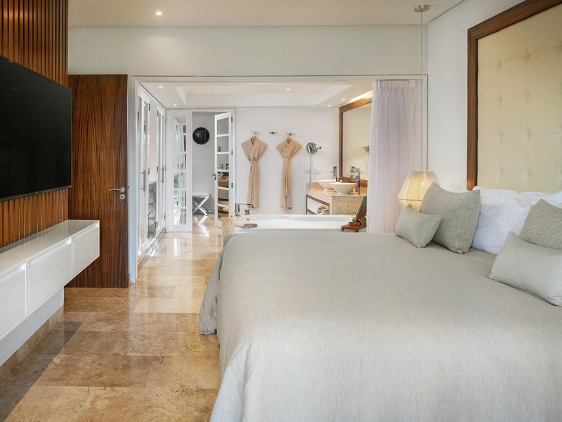 Paradisus La Perla 46 - Room Example