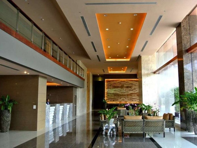 Grand Howard Hotel 15