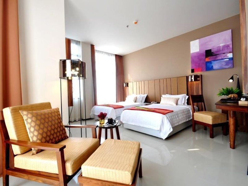 Grand Howard Hotel 50