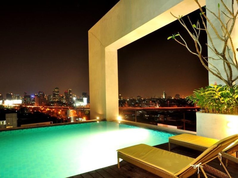 Grand Howard Hotel 4