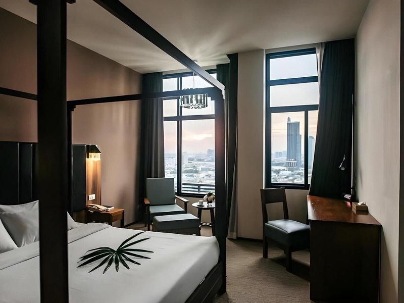 Grand Howard Hotel 29