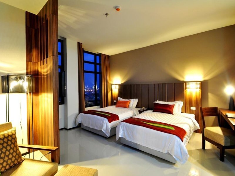 Grand Howard Hotel 37
