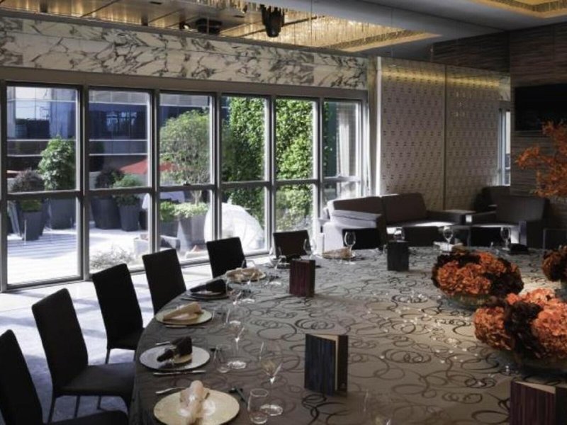 L´Hotel Elan 3