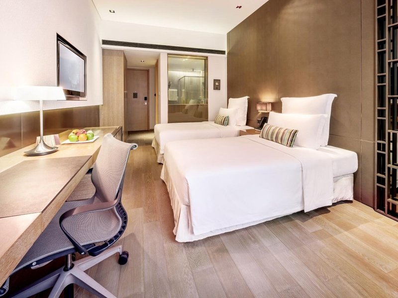 L´Hotel Elan 17