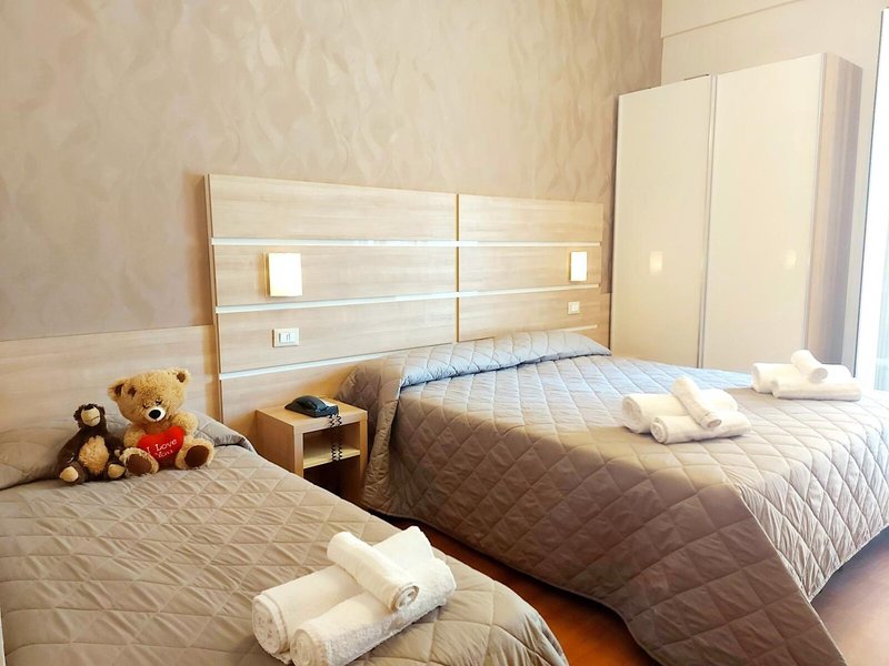 Monica 2 - Room Example