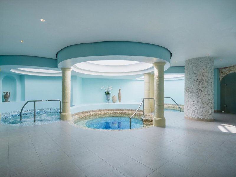 Iberostar Grand Rose Hall 37