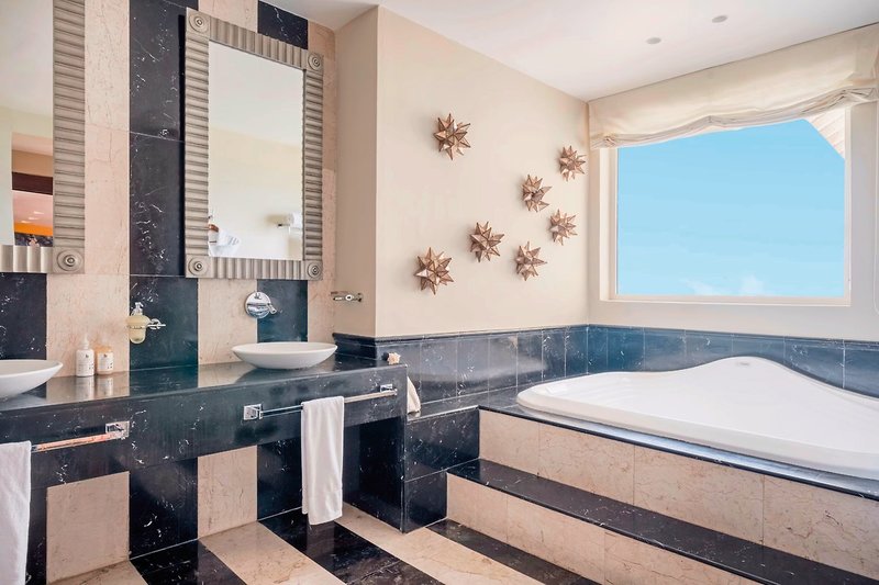 Iberostar Grand Rose Hall 33