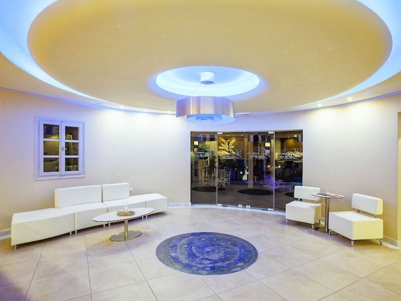 Naxos Golden Sun 23 - Health & Beauty