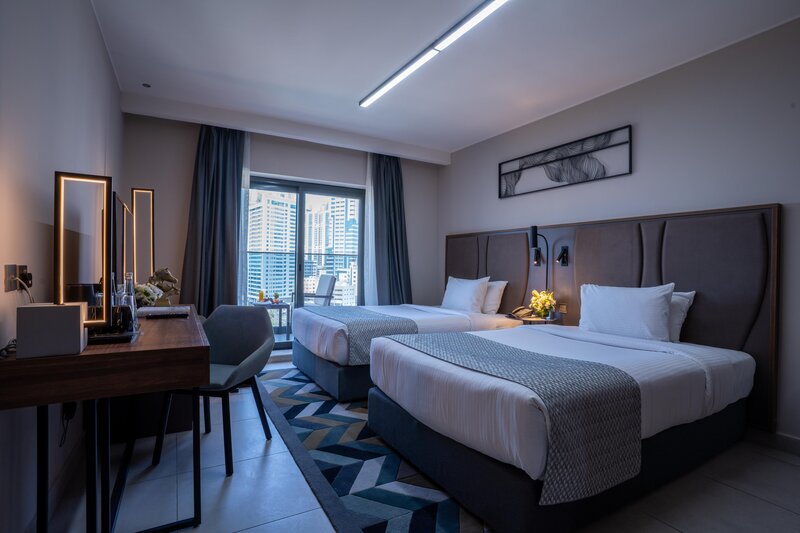 Hotel Holiday International 15