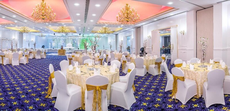 Hotel Holiday International 31