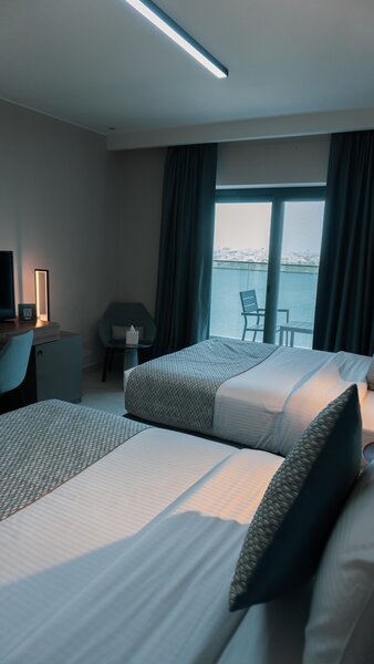 Hotel Holiday International 67