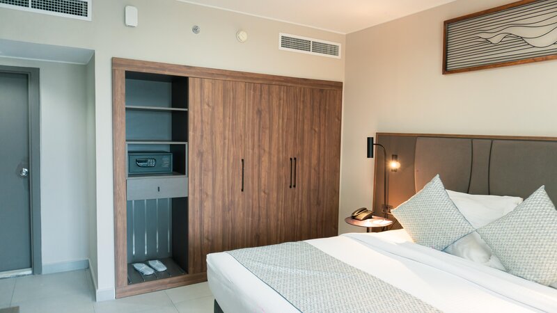 Hotel Holiday International 86