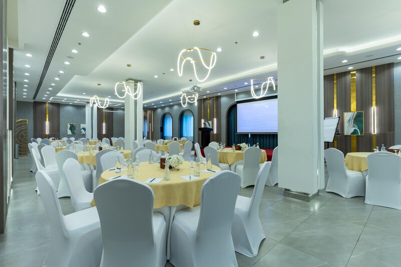 Hotel Holiday International 131