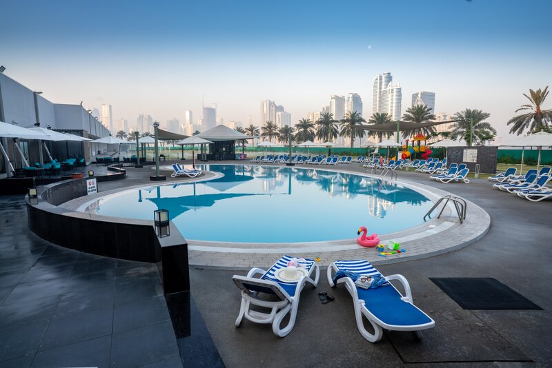 Hotel Holiday International 138