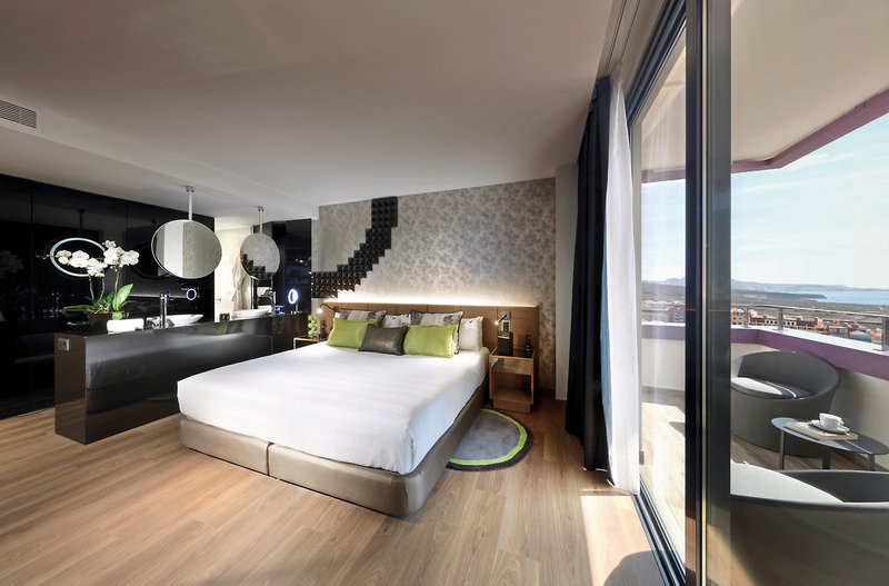 Hard Rock Hotel Tenerife 9