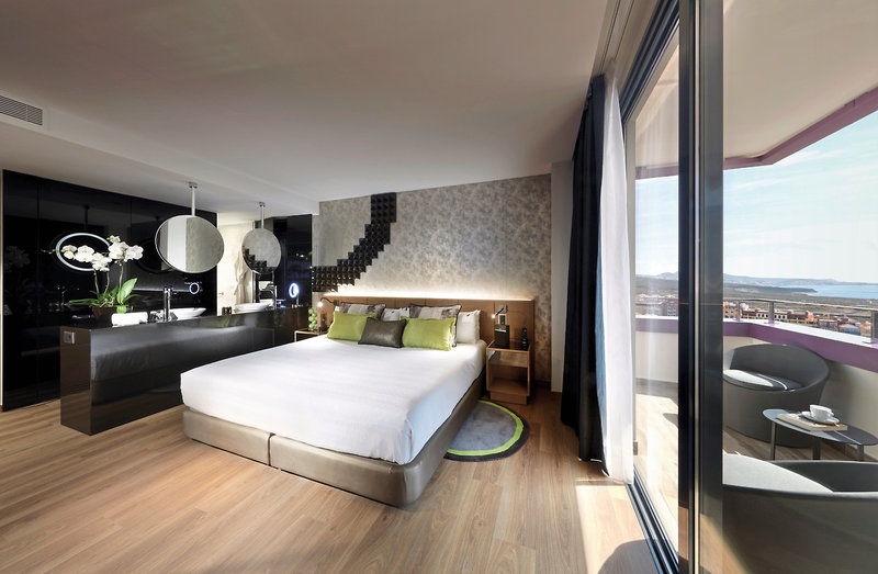 Hard Rock Hotel Tenerife 10