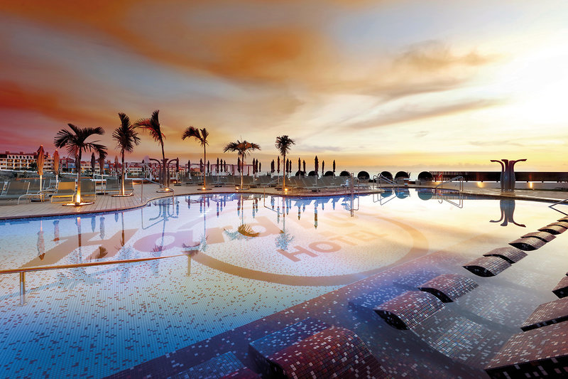 Hard Rock Hotel Tenerife 5