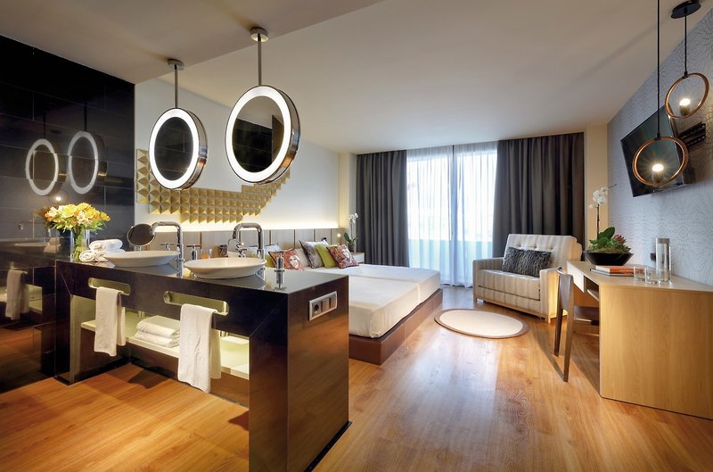 Hard Rock Hotel Tenerife 6