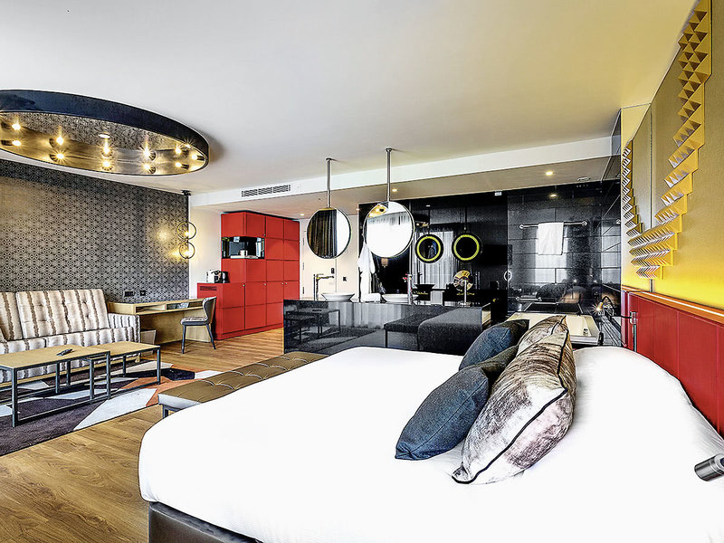 Hard Rock Hotel Tenerife 5