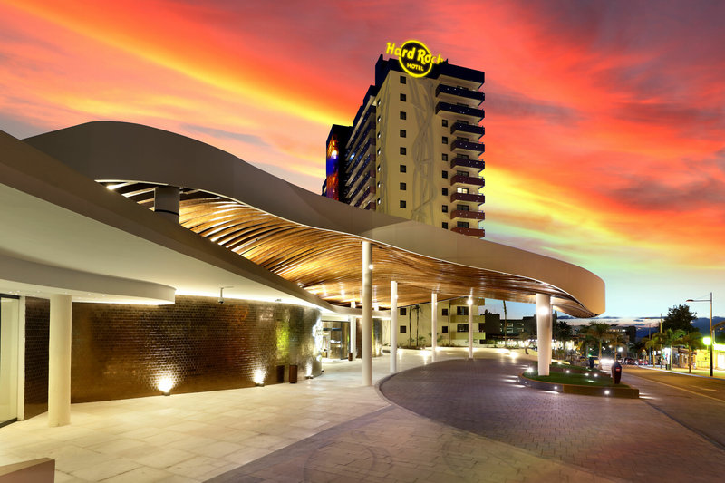 Hard Rock Hotel Tenerife 5