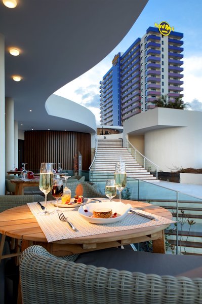 Hard Rock Hotel Tenerife 8